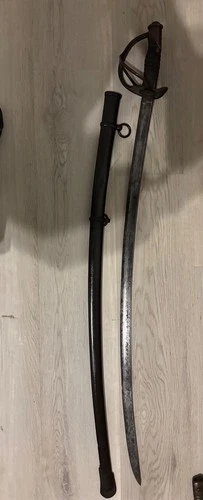 Civil War Union Model 1860 light calvery sword ( battle damaged )