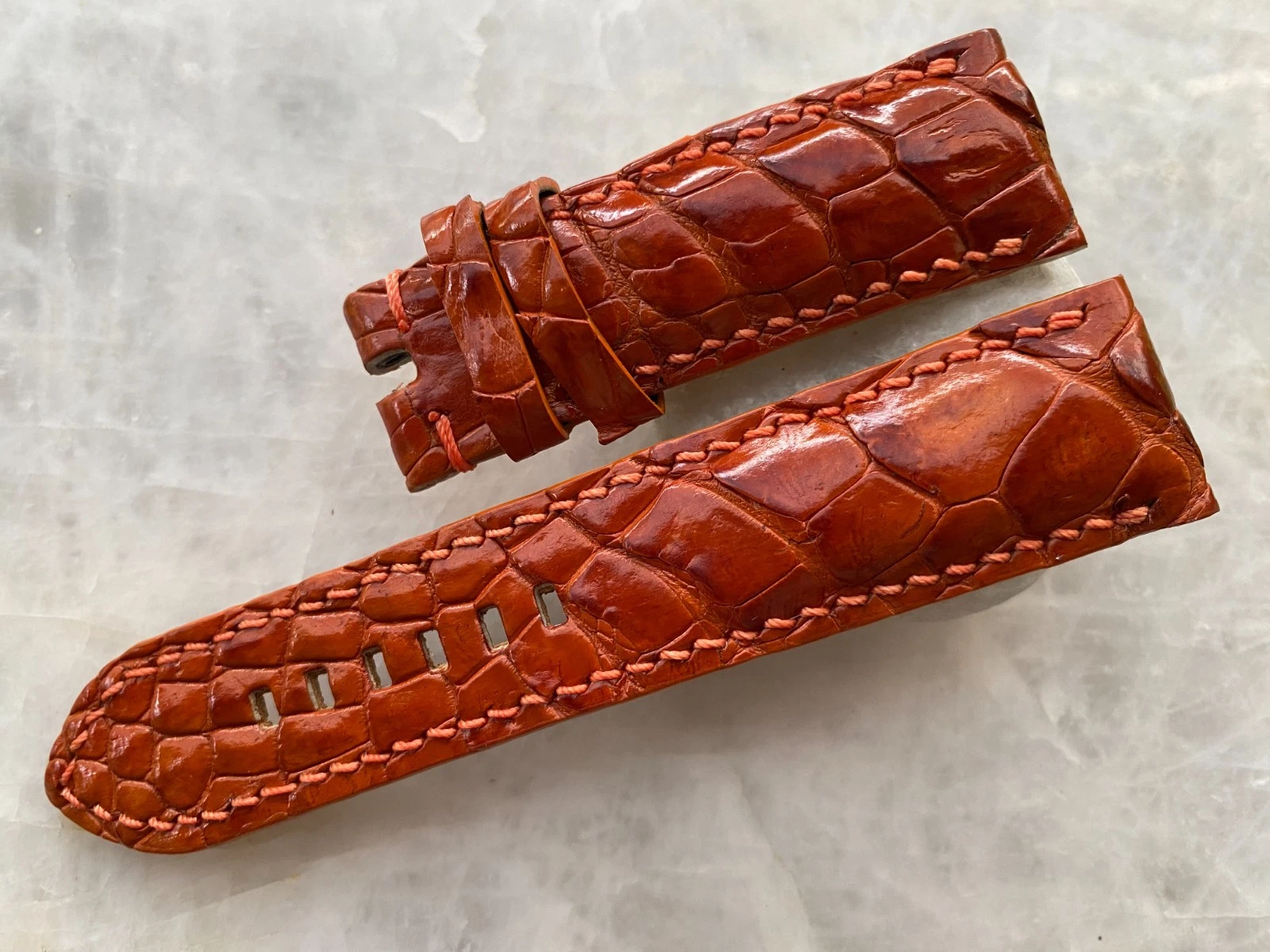 24mm/22mm Red Brown Alligator Crocodile Print Leather Watch Band