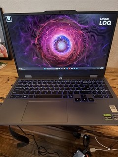 Lenovo LOQ 15.6" Gaming FHD 144Hz Display AMD Ryzen 5 7235HS RTX 3050 12GB 512GB