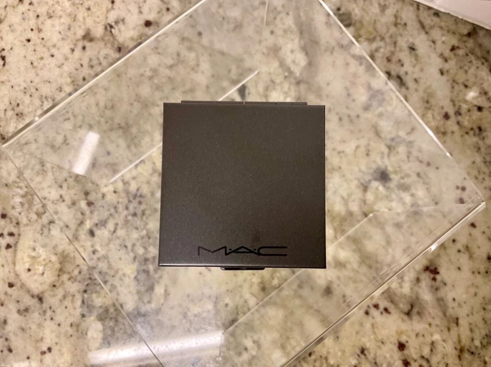 Paleta MAC TRIP 3 LABIOS NUEVA EN CAJA auténtica edición limitada Foto 4 de 4