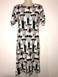 black t shirt shift dress