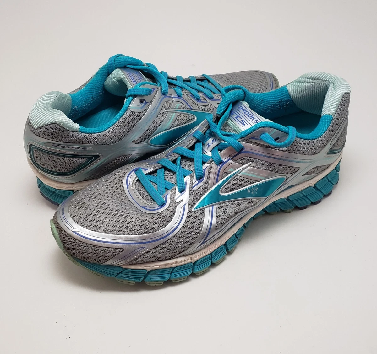 Brooks running shoes gts deals 16