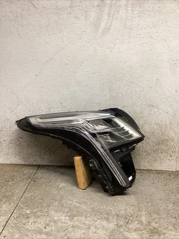 2017-2018 Cadillac CT6 LED right RH PASSENGER side Headlight Assembly OEM