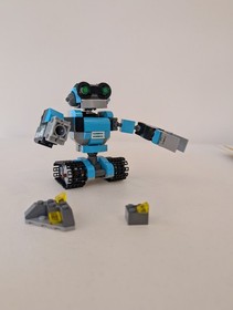 LEGO  Creator  31062  Robo Explorer Robot (Complete set w/Instructions)