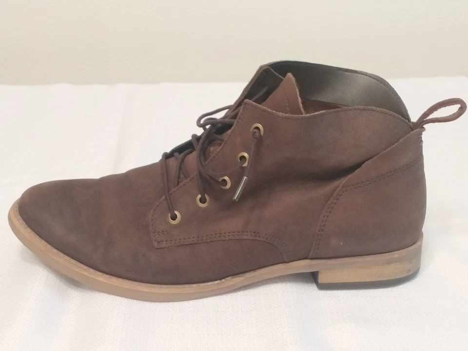Diba Women's Boots Size 10 M Chocolate Brown Suede Lace Up Ankle Chukka Boot - Image 3 of 4