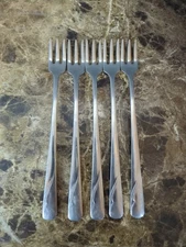 Set Of 5 Oneida Ltd OCEANIC Cocktail Seafood Forks 6" Glossy Stainless 