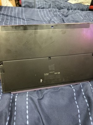 Microsoft Surface RT 1516 Tablet 10.6'' Touchscreen 2GB RAM 32GB SSD Win RT 8.1