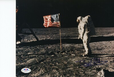 Apollo 11 Astronaut BUZZ ALDRIN Signed 8x10 NASA American Flag Moon Photo PSA 
