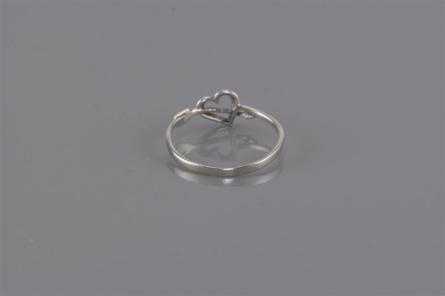 Anillo pequeño de plata esterlina con flecha a través del corazón talla 925 - Imagen 4 de 7