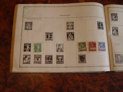 before 1926 Imperial Stamp Album! With Many Various international Stamps. - Picture 23 of 24