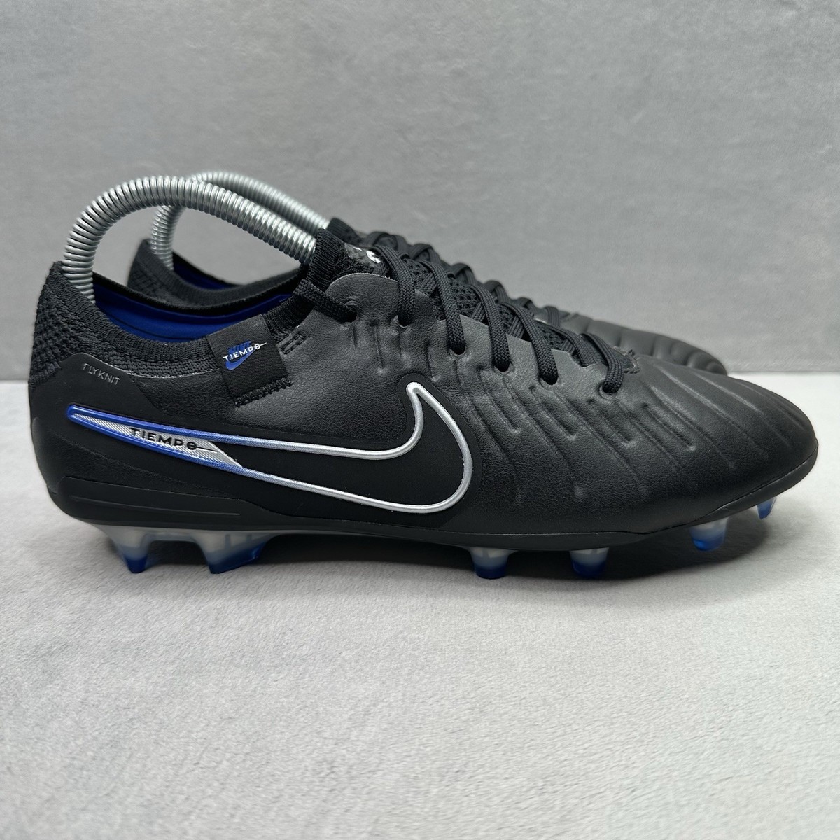 Mens 7 / Womens 8.5 Nike Tiempo Legend 10 Elite FG Shadow 
