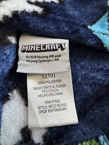 Boys size 10 Minecraft robe - Picture 3 of 3