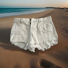 Shorts High Rise White Distressed Button Fly Shorts Women  s Bullhead. Sz 29