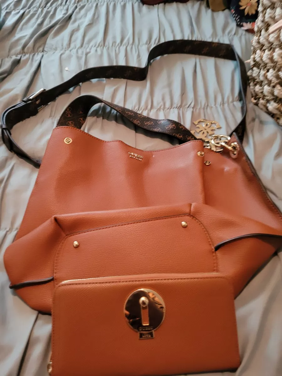 Guess purse with matching wallet hot sale