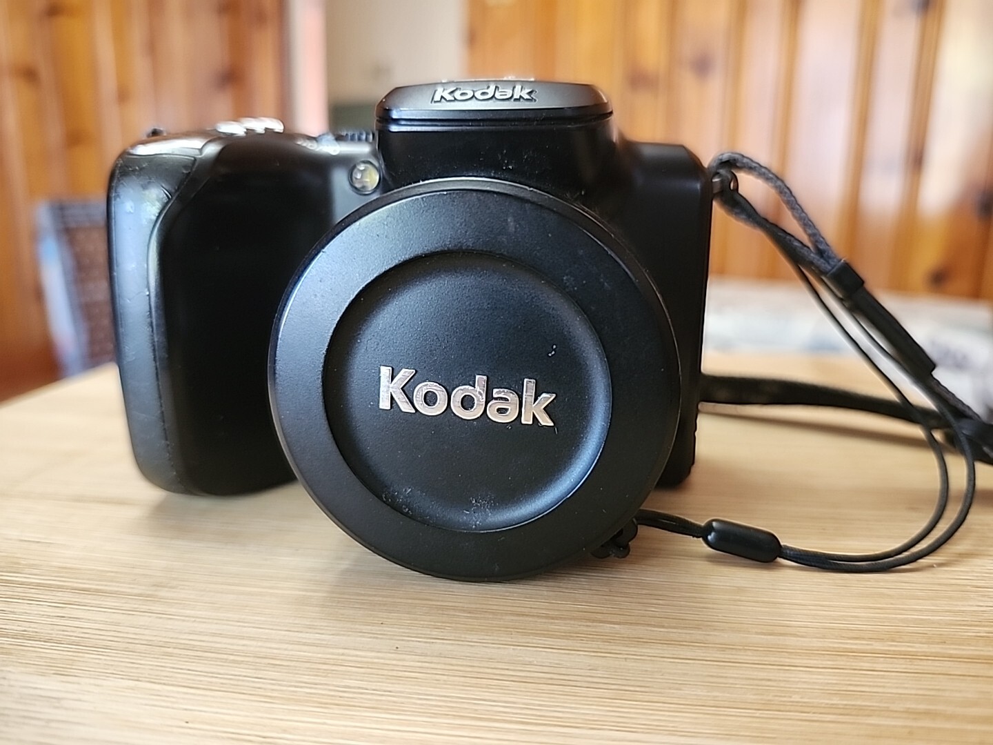 Kodak EasyShare Z712 IS 7.1MP Digital Camera - Black - With Original Manual