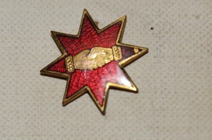 Handshake Fraternal Organization Small Lapel Pin Gold Filled 1904 Old********