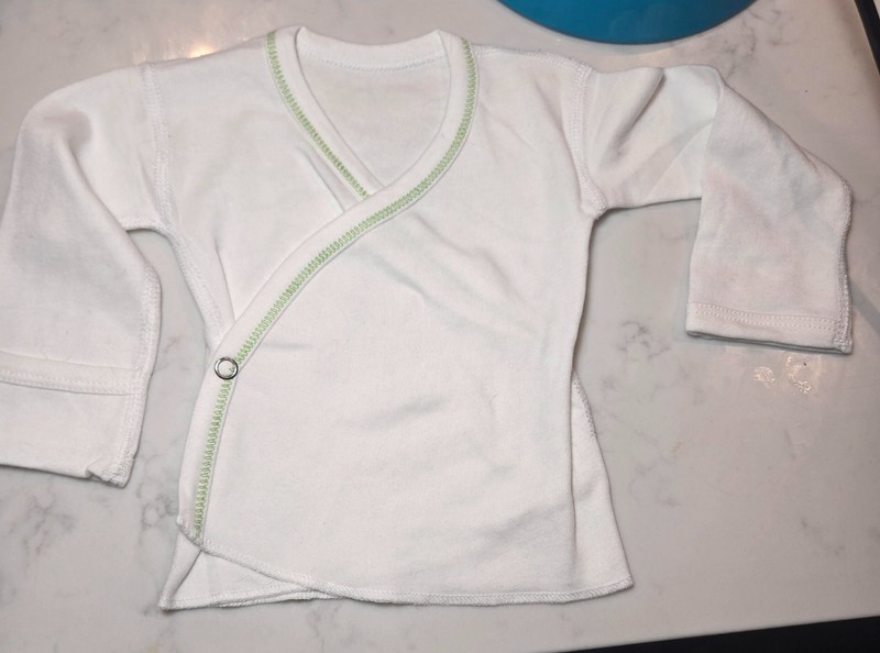 3 White Kimomo baby shirt 100% Cotton. snaps, mitted