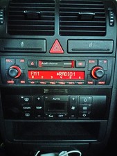 Autoradio Audi Chorus W10 + caricatore nr. 6 cd per Audi marca Alpine(2000-2005)