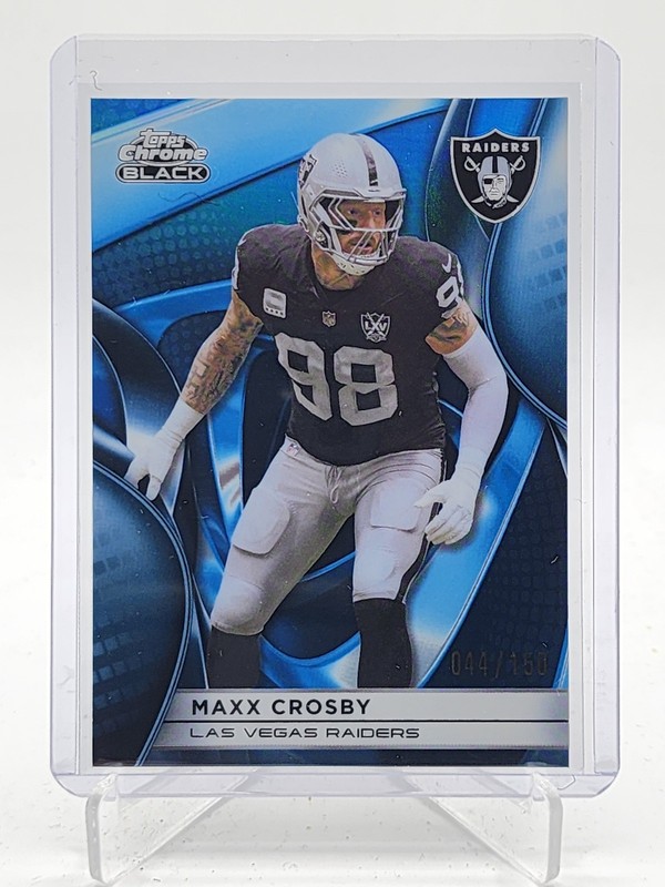 MAXX CROSBY 2025 TOPPS CHROME BLACK BLUE REFRACTOR /150 #55 RAIDERS Q7485