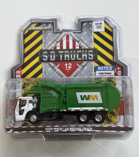 GreenLight S.D. Trucks 12 1:64 2020 Mack LR Refuse Truck WM Green/White LE