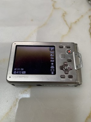 Olympus Stylus Tough 8010 14MP Digital Camera Silver Waterproof Tested w Battery