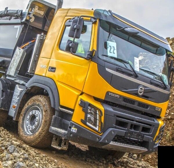 File:Volvo FMX 10x4 dump truck 2014. Spielvogel 1.JPG - Wikipedia