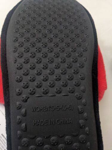 FOCO NCAA Women's Georgia Bulldogs Big Logo Embroidery Embroidered Slippers S 6 - Picture 3 of 3