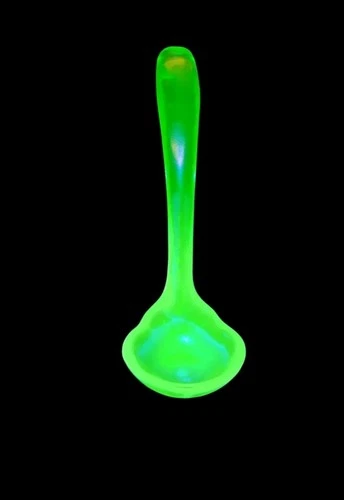 Vtg Uranium Depression Green glass Spoon Ladle Glows Beautifully & Bright