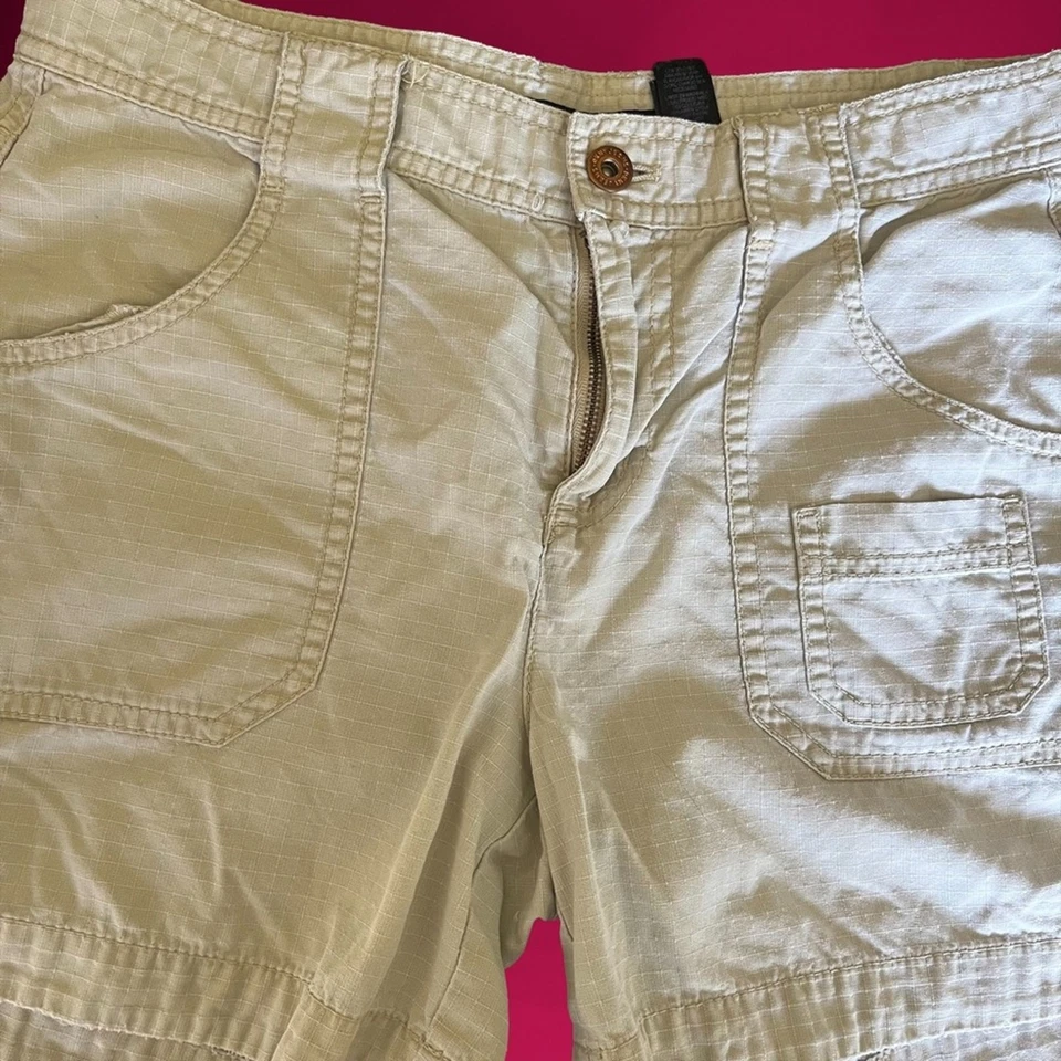 Vintage Y2K DKNY Cargo Mom Shorts 100% Cotton Preppy Women's Size 4 Golf Safari - Image 2 of 4