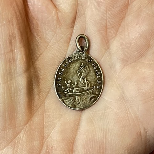 Antique French medal 1860 1” Sterling silver Pendant Mary Jesus Notre Dame PPN - Picture 10 of 11