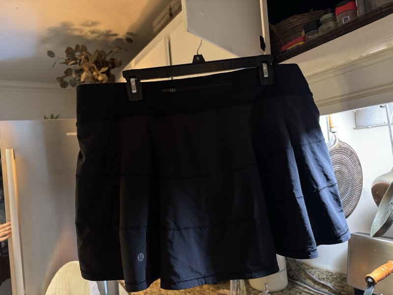 Lululemon Black Tennis Skirt Size 14 Gently Used Women’s