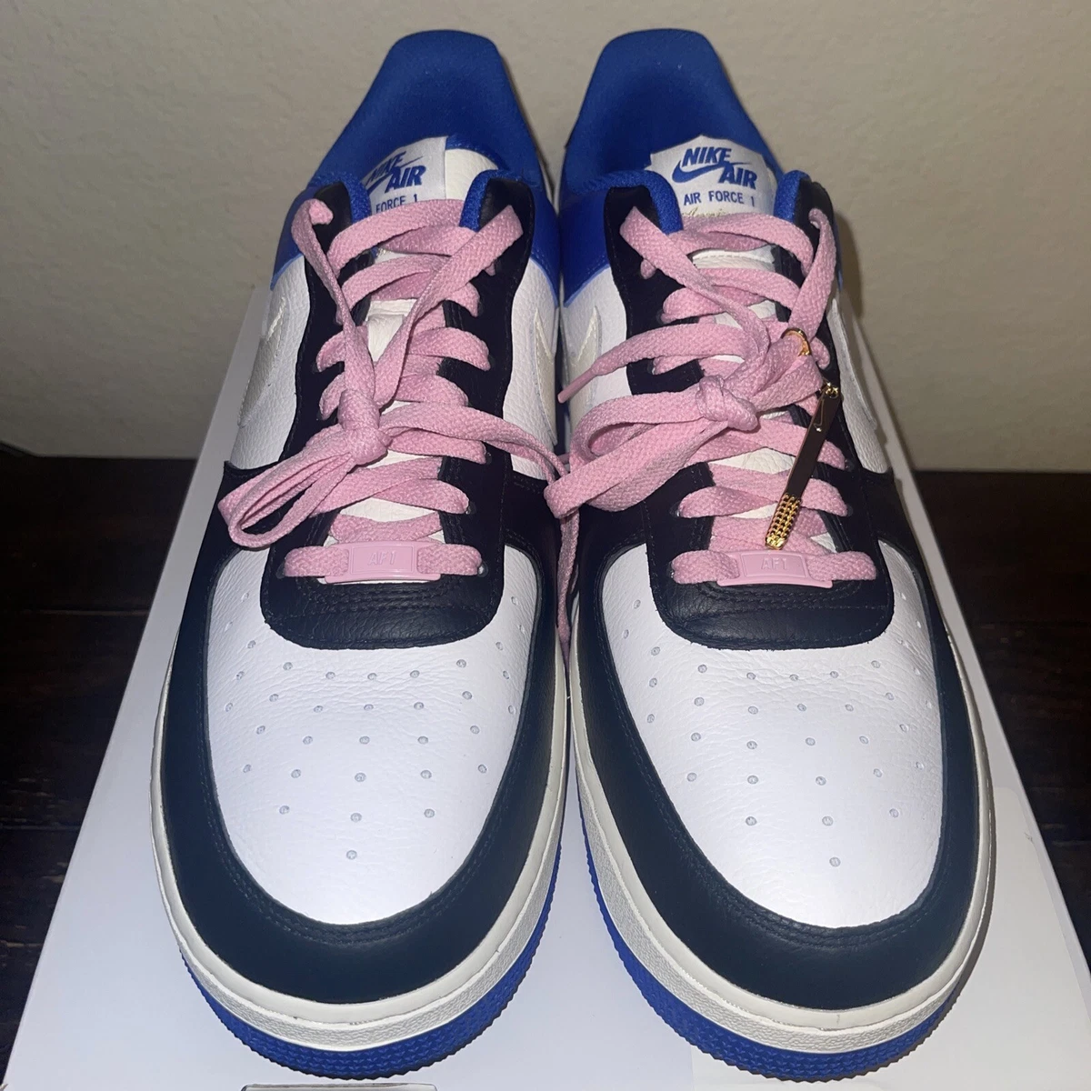 Travis scott af1 best sale retail