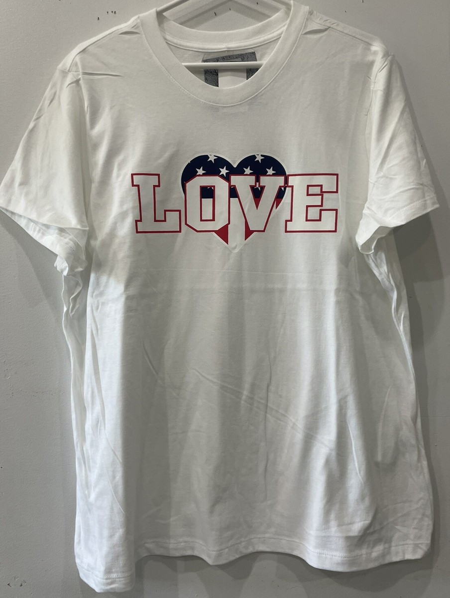 Women's Size 2X White w Red & Blue Love USA Heart Short Sleeve Tee
