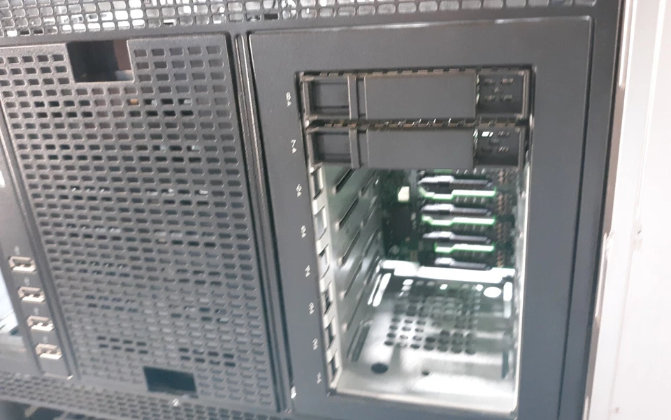 HP Proliant ML350e Gen8 Server NO CPU RAM HDD PSU 663262-001 *BAREBONE* - Image 4 of 4
