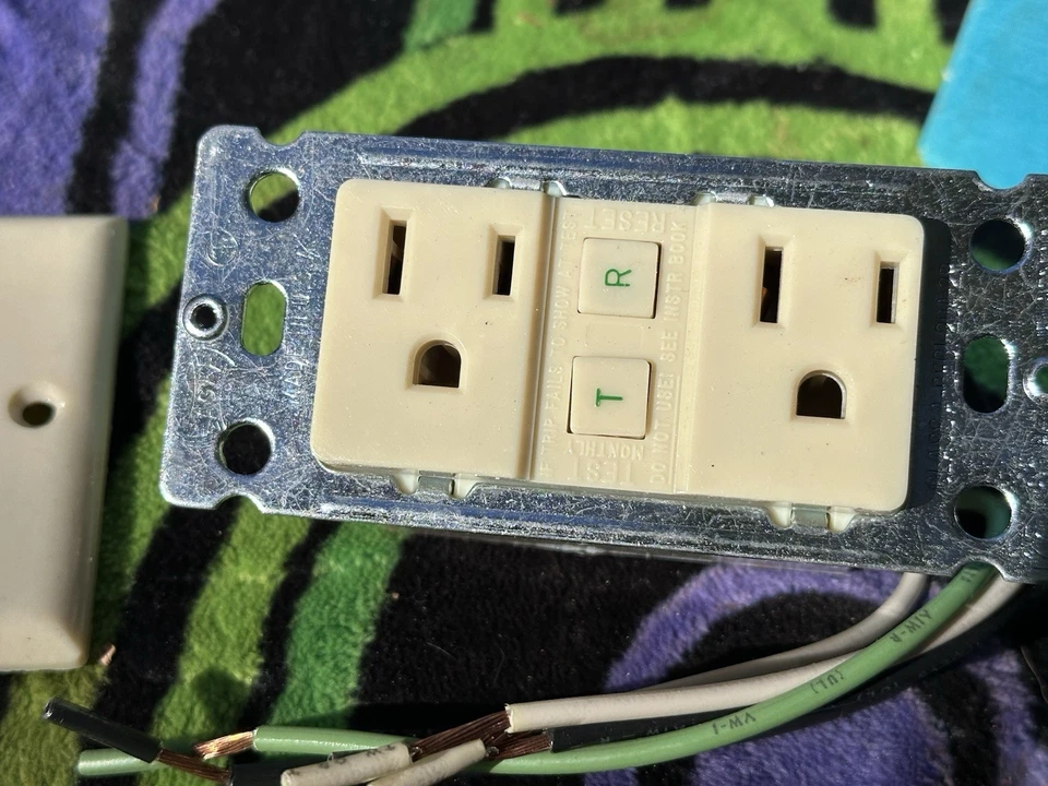 (5)De colección Eagle GFCI ShockSentryInterruptor/Marfil/2 Polos3 salidas de cable/Placas666-2 Foto 3 de 4