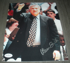 DEAN SMITH NORTH CAROLINA TARHEELS,HOF JSA/STAMP/COA SIGNED 8X10 PHOTO
