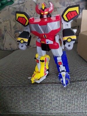 Ultimate Megazord Power Rangers Sound & Eyes Light Up As Shown Playmates FIGURE