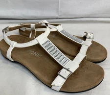 Vionic Navassa Sandals Womens 10 White Patent Leather Mirror Bead Accent T Strap