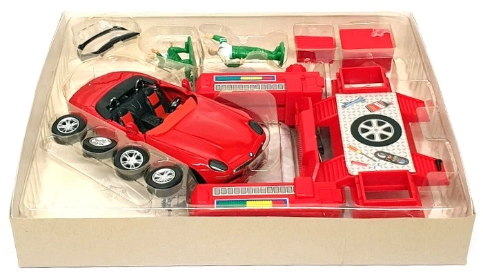 New Ray 1/32 Scale Diecast TP160 - Dodyshop Model Kit BMW - Red - Image 4 of 4