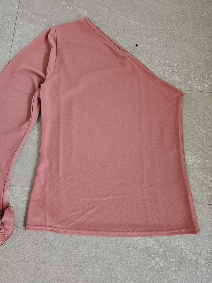  lovely rose, one shoulder long sleeve, top Size 10. River Island.  New - Image 3 of 4