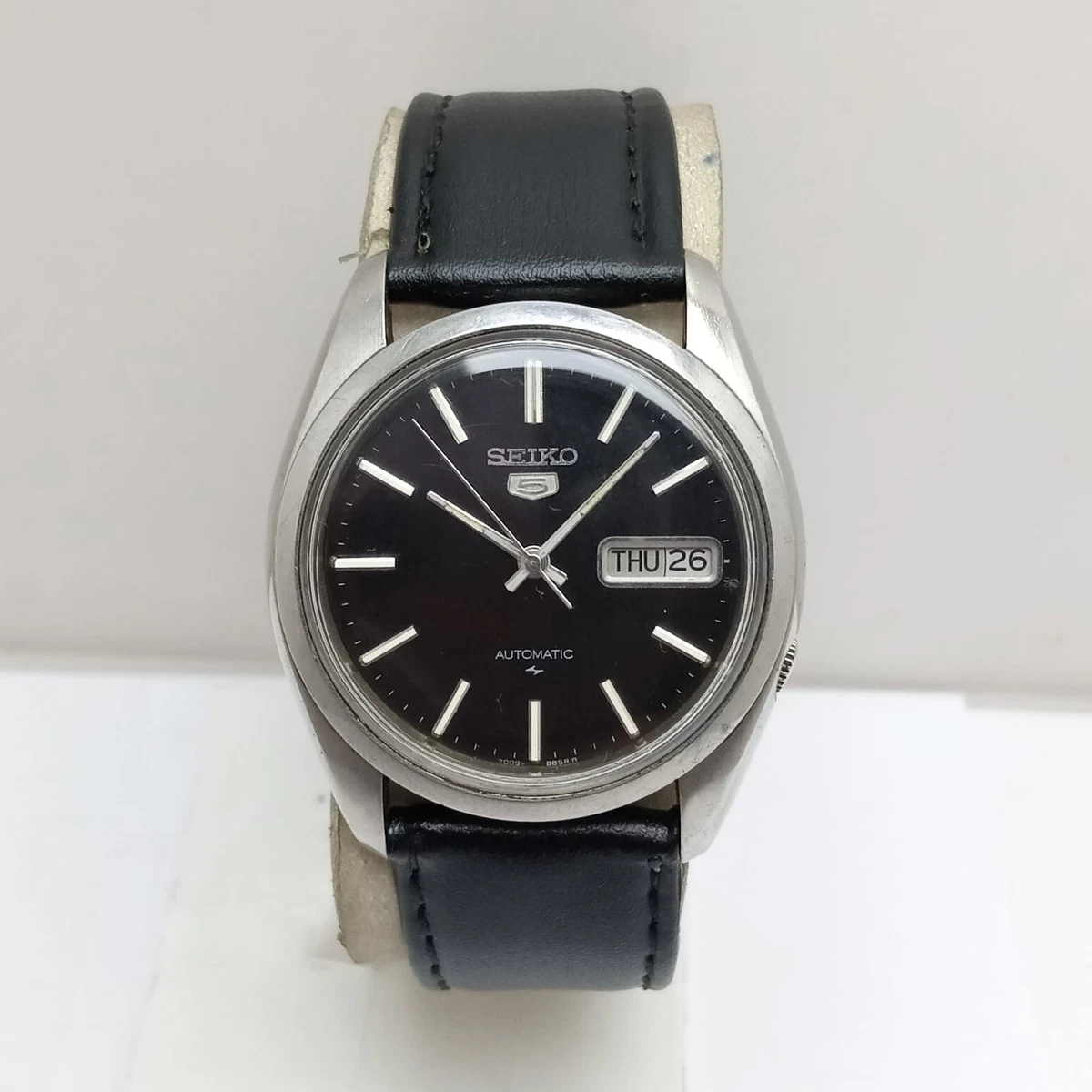 Seiko 5 black leather deals strap