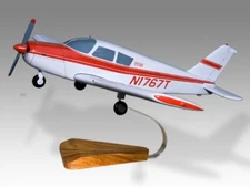 Piper PA-28-140 Cherokee Desk Wood Airplane New Model Small Scale 1/32