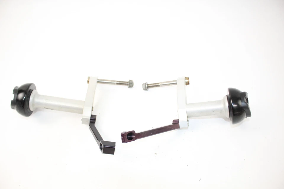 Triumph Daytona 675 675R LS1 2008 08 protector contra choques derecha izquierda Foto 2 de 4