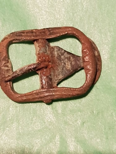 Rare bronze post Medieval/Tudor complete buckle. Please read description. L49w