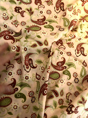 Vtg 1 Yd 44WX37L MARCUS BROTHERS MBT Pink Red Green PAISLEY FABRIC Quilting