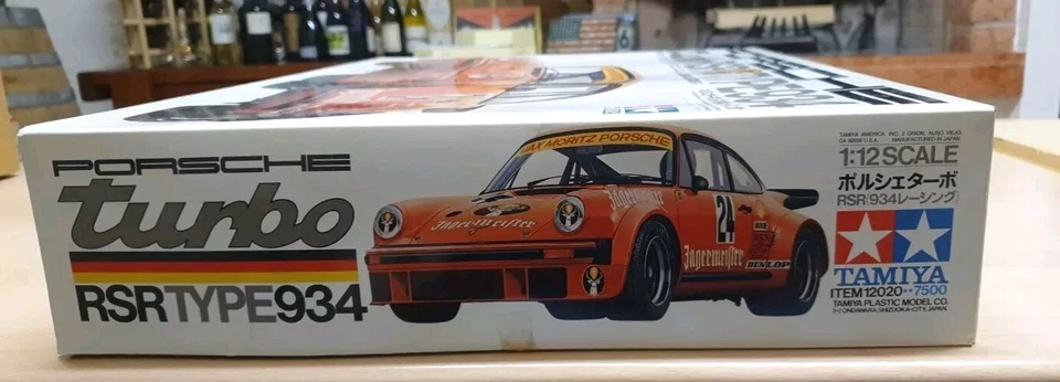 KIT TAMIYA 1/12 PORSCHE TURBO 934 RSR Jagermeister COME NUOVO RARO *12020* - Immagine 3 di 4