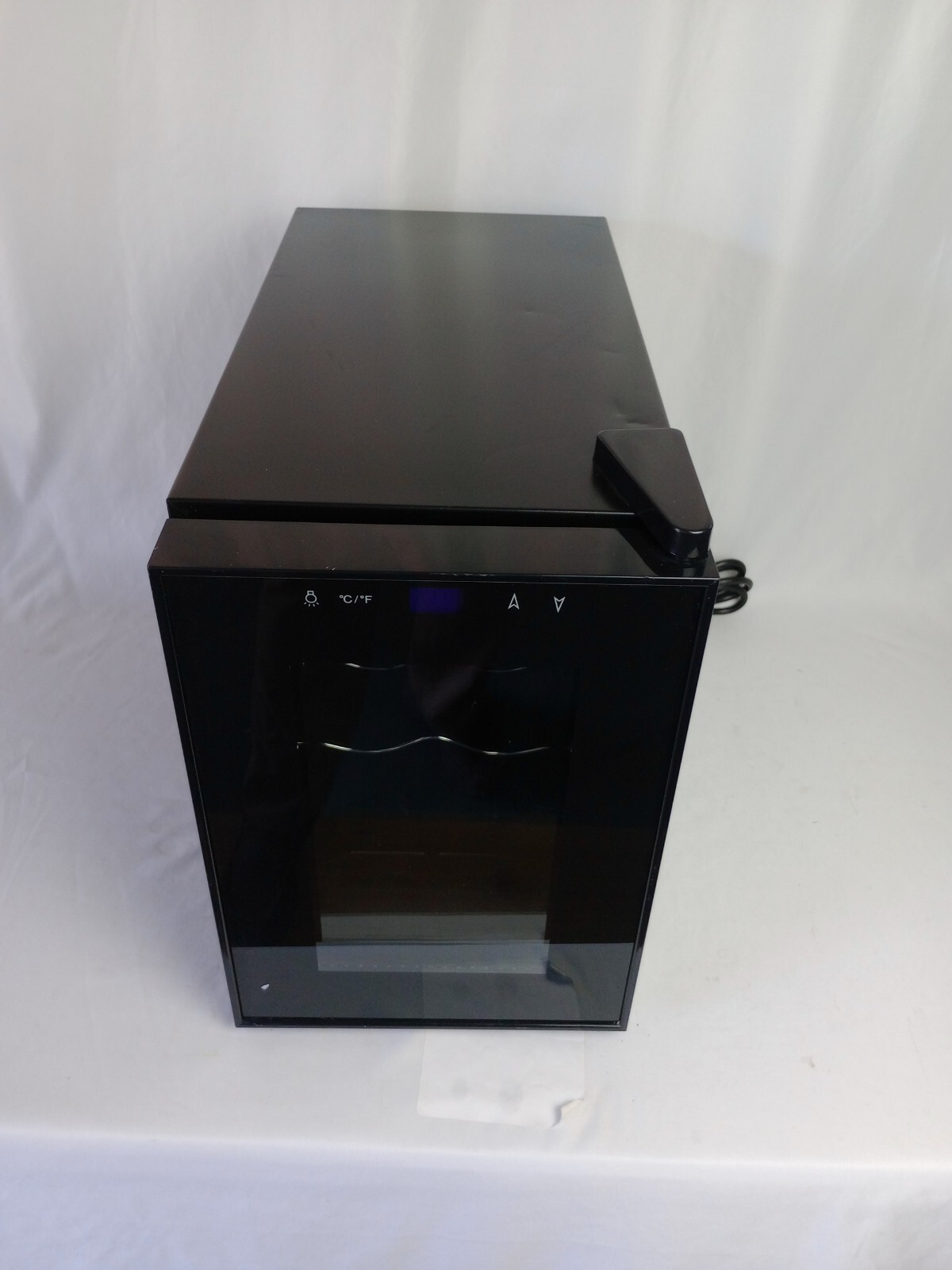 IGLOO 6 BOTTLES WINE COOLER LCD DISPLAY DIGITAL TEMPERATURE CONTROL