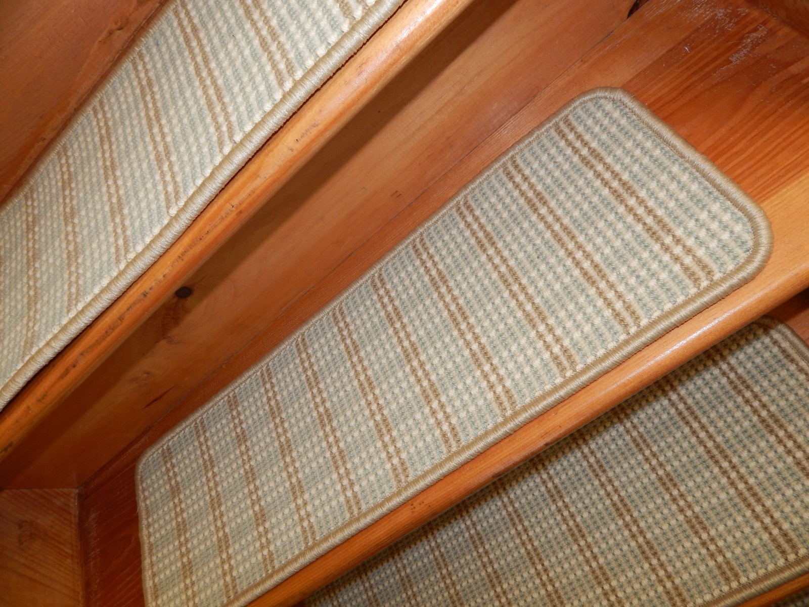 14 = STEPS 9" X 28" Tufted WOOL Carpet Stair Treads. eBay