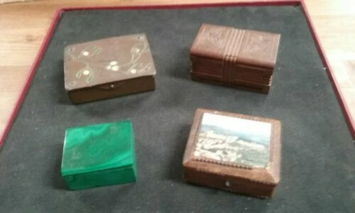 Timbres français oblitérés avec 4 timbres avec 4 timbres