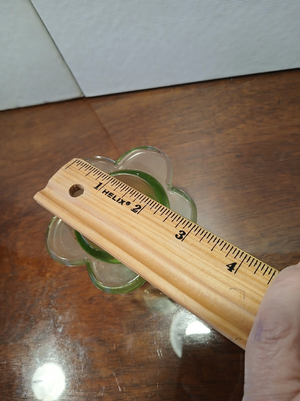 Urban Outfitters / Accents / Vintage Daisy Green Candle Holder